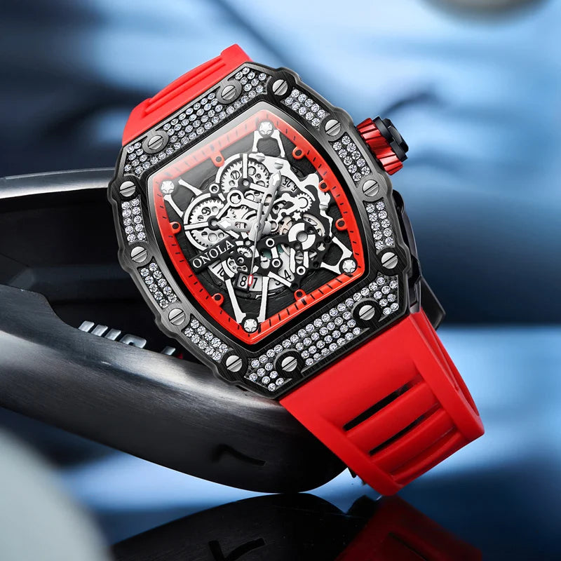New ONOLA Men’s Watch 2022: diamond-inlay, quartz accuracy, waterproof.