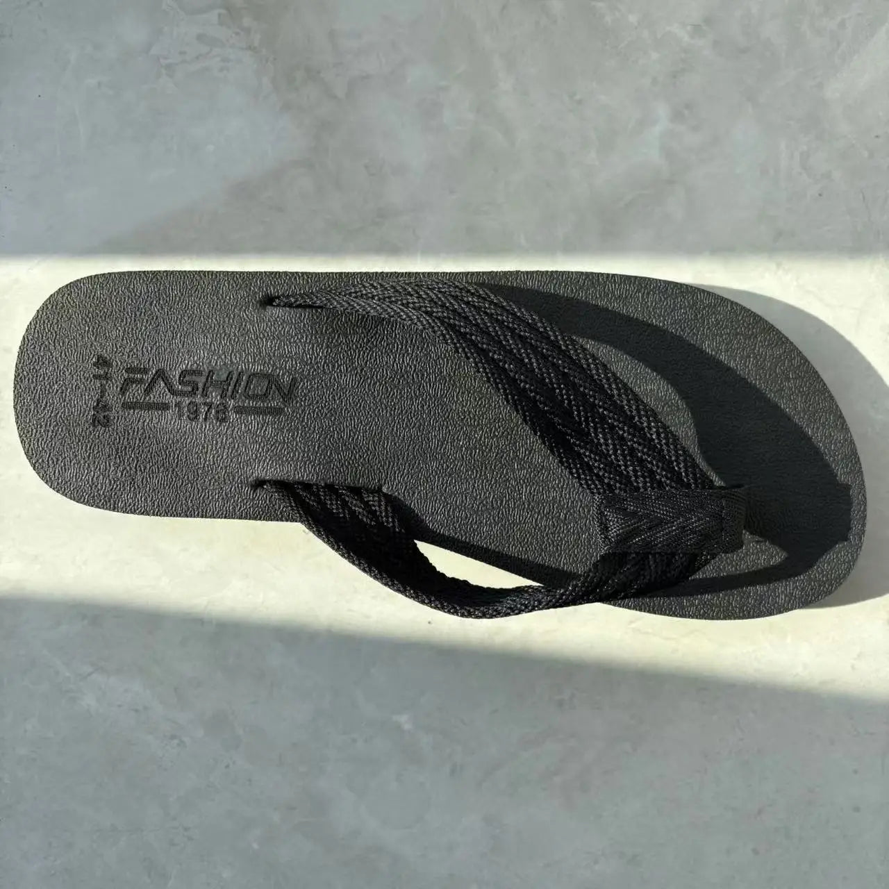 Men's Summer Flip-Flops — Lightweight, Simple, Non-Slip