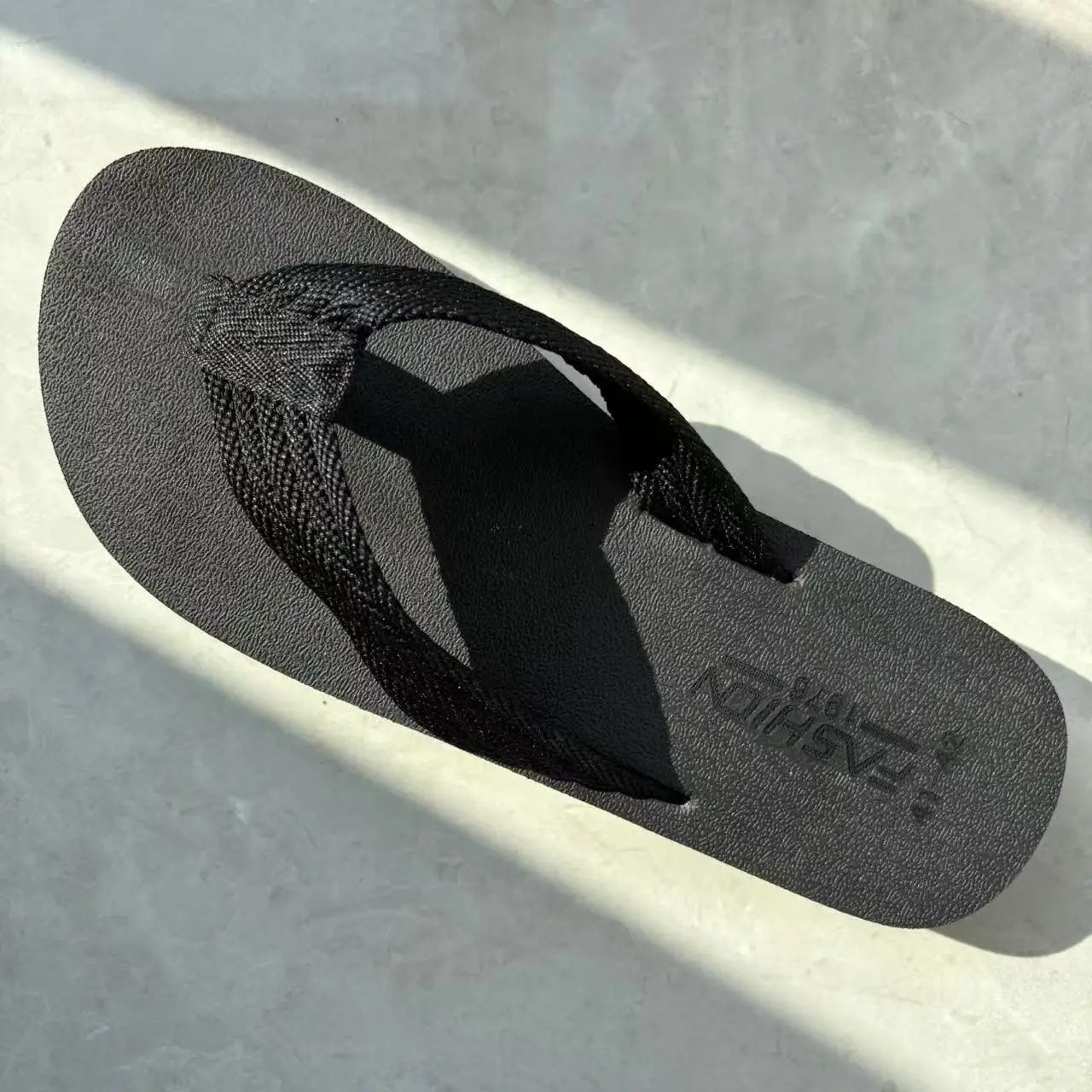 Men's Summer Flip-Flops — Lightweight, Simple, Non-Slip