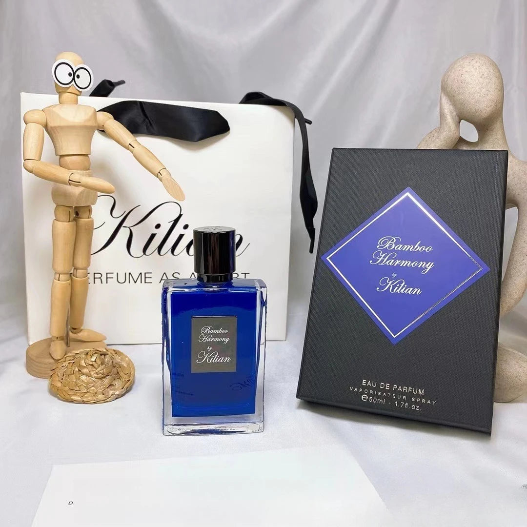 Unisex luxury in a 100 ml bottle — warmth of vanilla, depth of woods for Women & Men