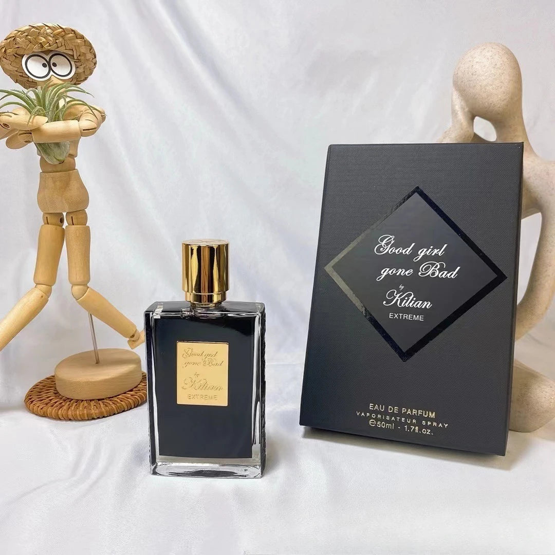 Unisex luxury in a 100 ml bottle — warmth of vanilla, depth of woods for Women & Men