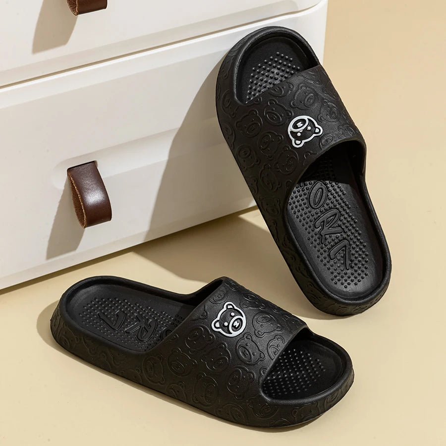 Lightweight Bear-Print Slippers – Soft, Non-Slip Indoor Footwear for Men & Women