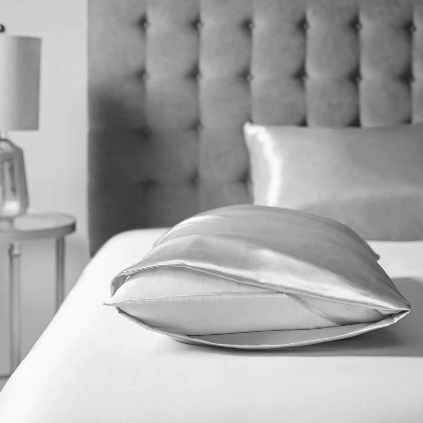 JuwenSilk Silk Pillowcase (Queen) – Natural Mulberry Silk, Smooth, Gentle on Hair & Skin